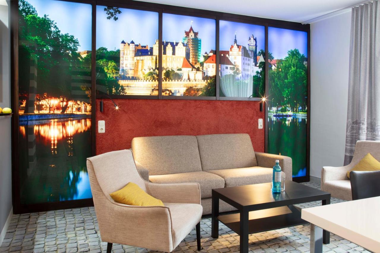 Sl'Otel Im Parforcehaus Бернбург Екстериор снимка