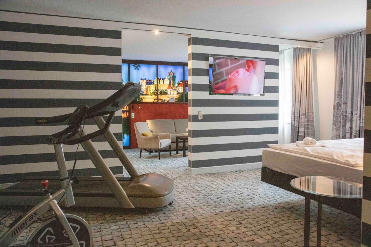 Sl'Otel Im Parforcehaus Бернбург Екстериор снимка