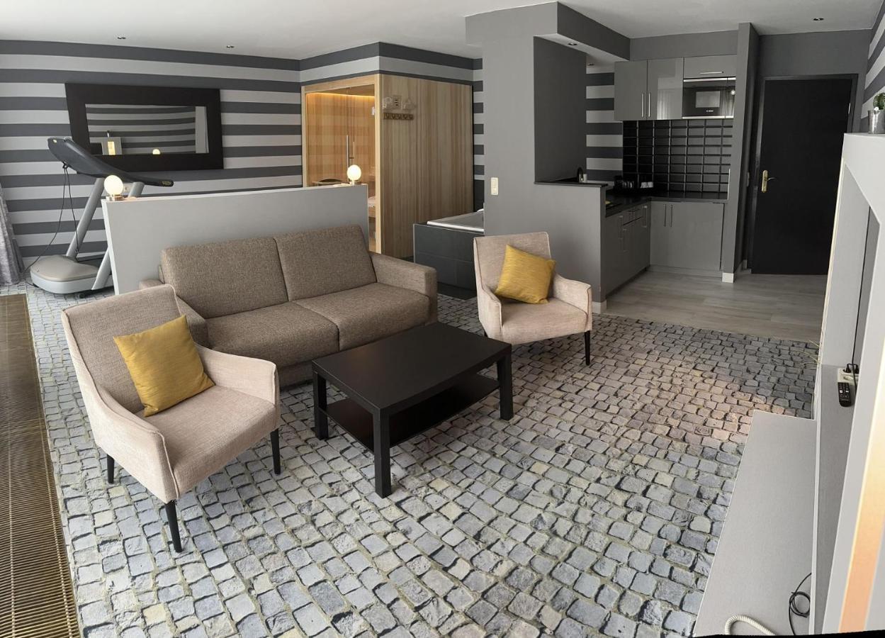 Sl'Otel Im Parforcehaus Бернбург Екстериор снимка
